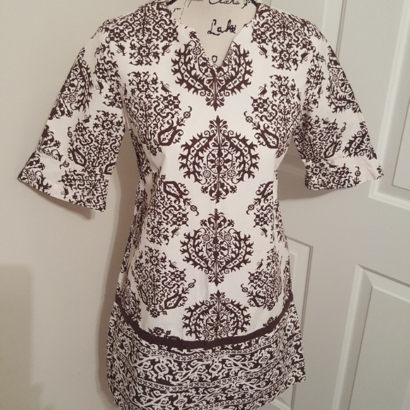 Dress - Picture 1 of 4